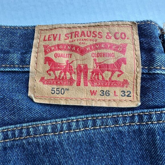 Levis 550 Mens Relaxed Fit Jeans W36 L32 Blue Denim Classic Style Original NWT - Picture 3 of 13